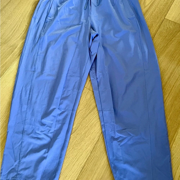 Athleta Arrival Ankle Pant - Picture 5 of 9
